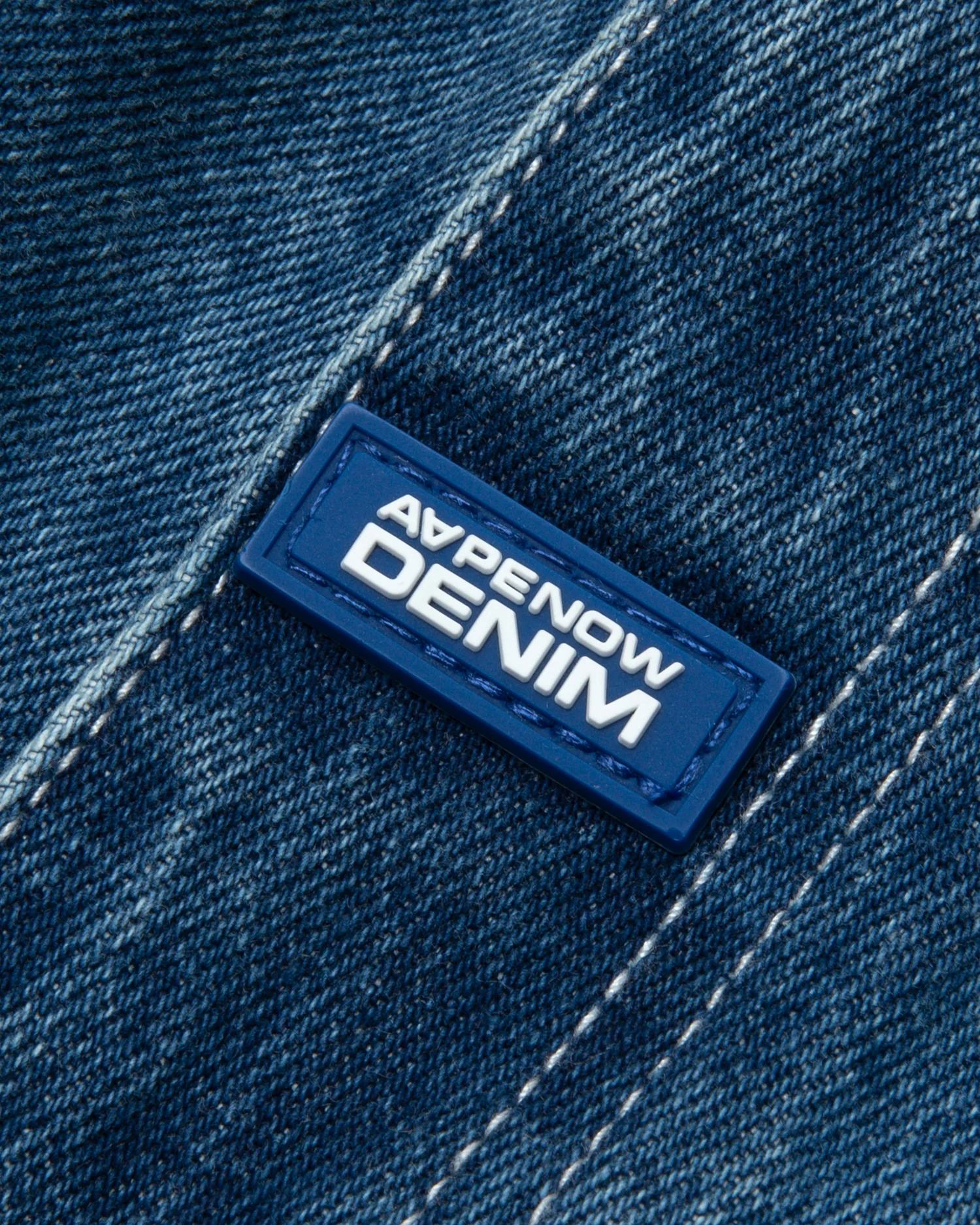 Moonface patch relaxed jeans - Image 9