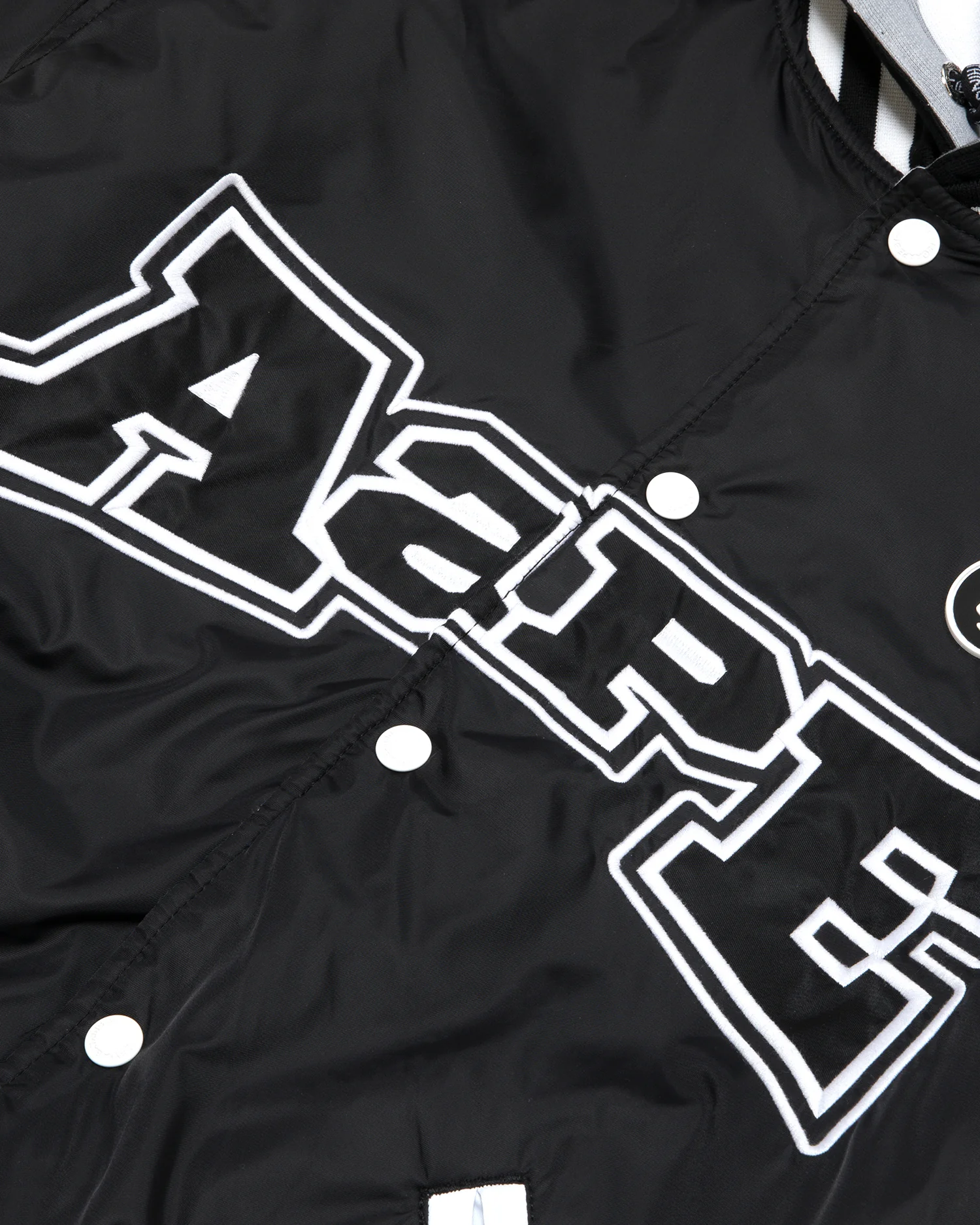 Moonface reversible hooded snap-button jacket - Image 6