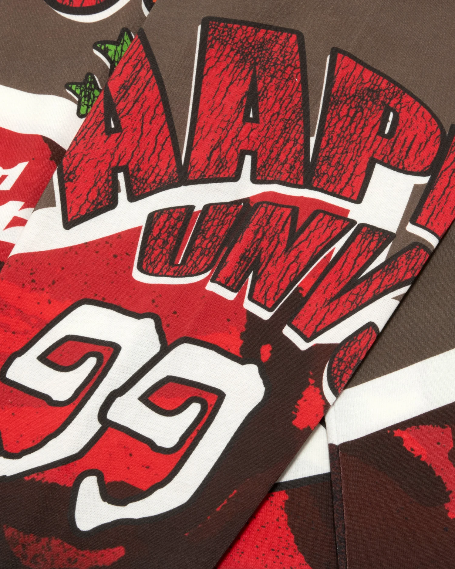 AAPEUNVS graphic long sleeve tee - Image 8