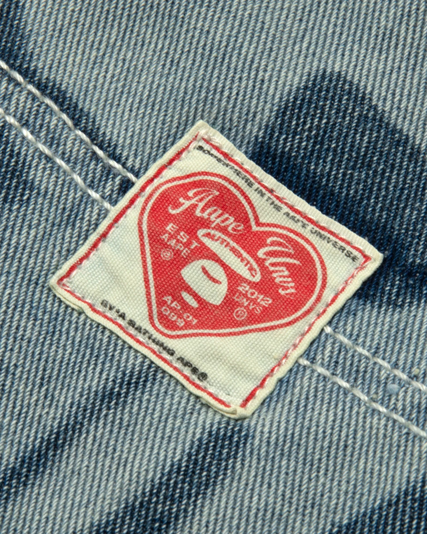 AAPEUNVS camo jeans - Image 3