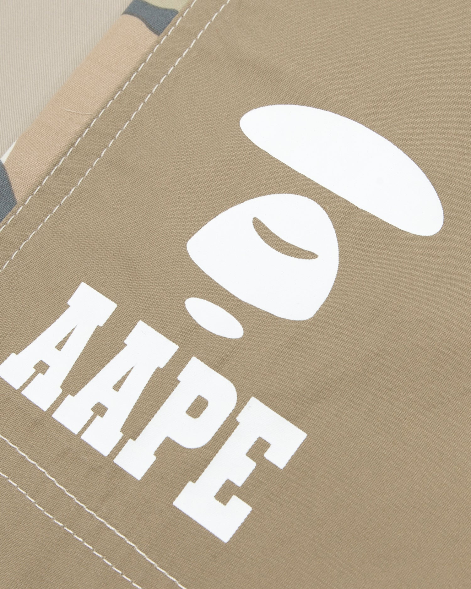 Moonface belted camo shorts - Image 4
