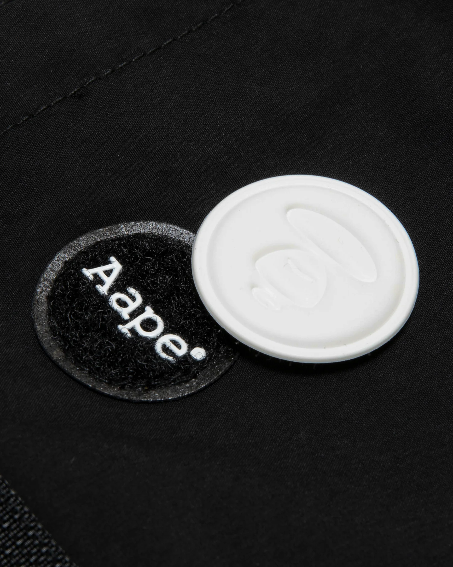Moonface cargo track shorts - Image 9