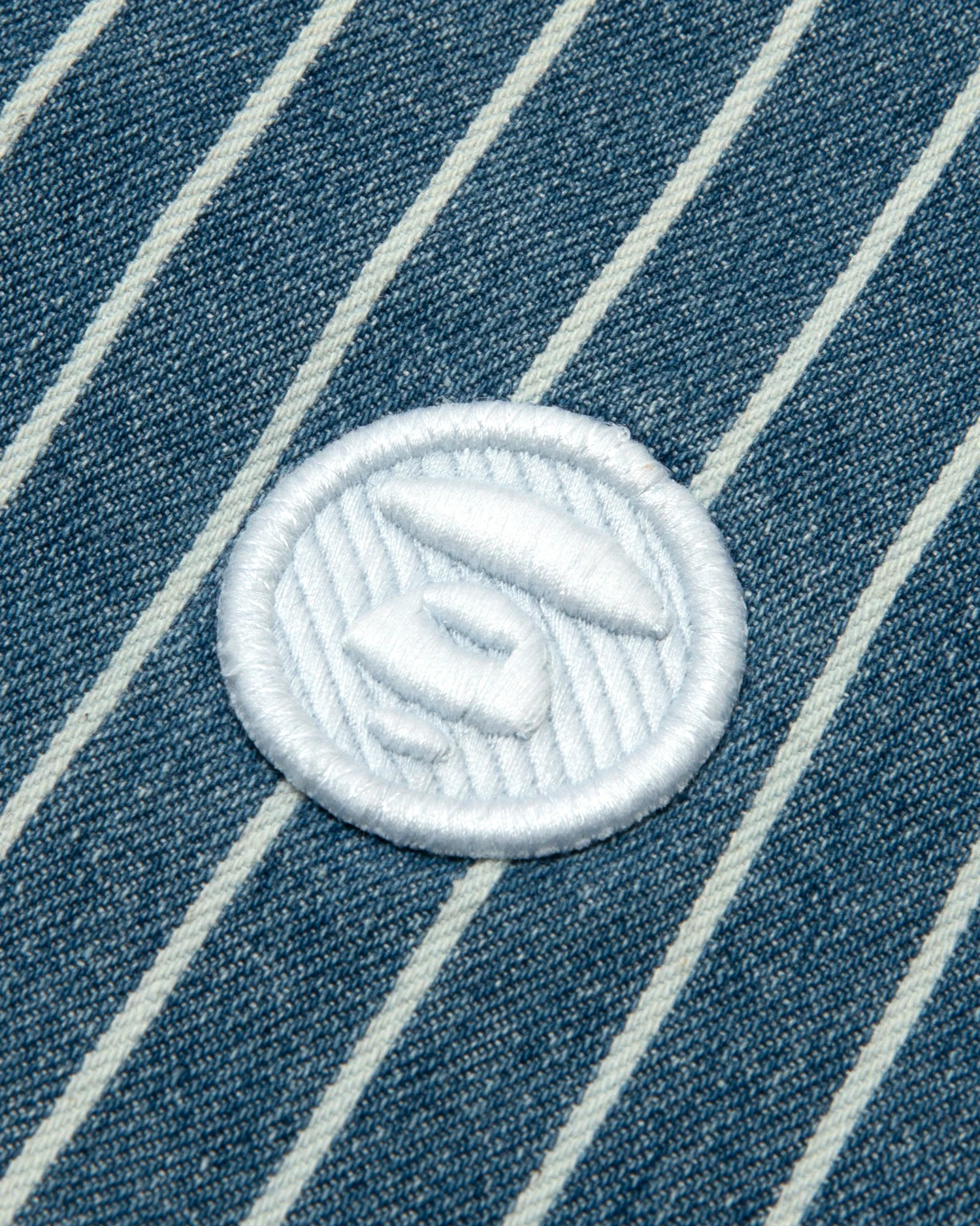 AAPENOW moonface logo shirt - Image 5