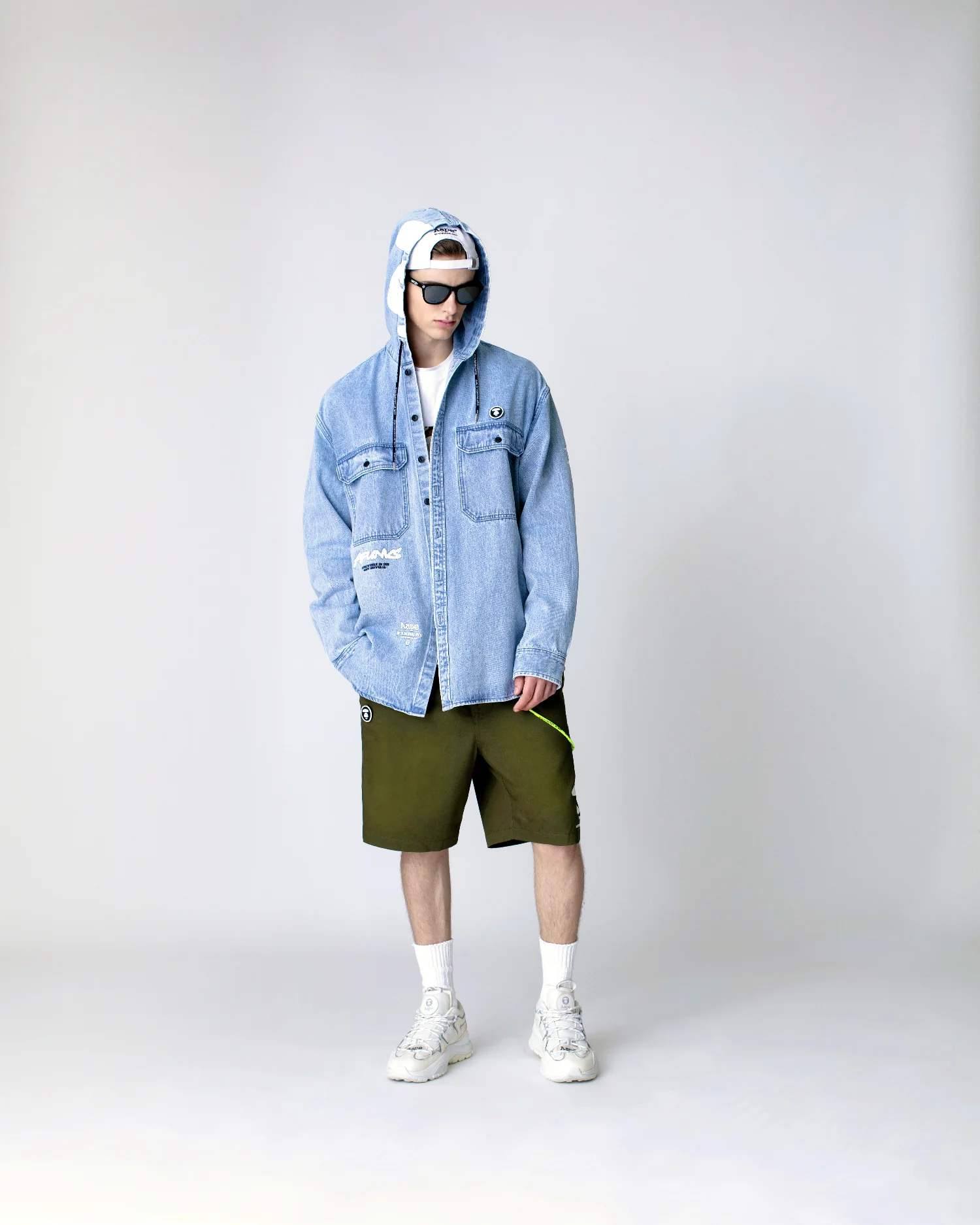 Moonface hooded shirt - Image 8