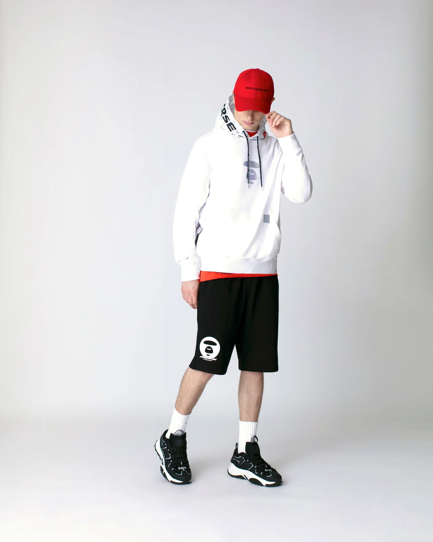 Moonface hoodie - Image 9