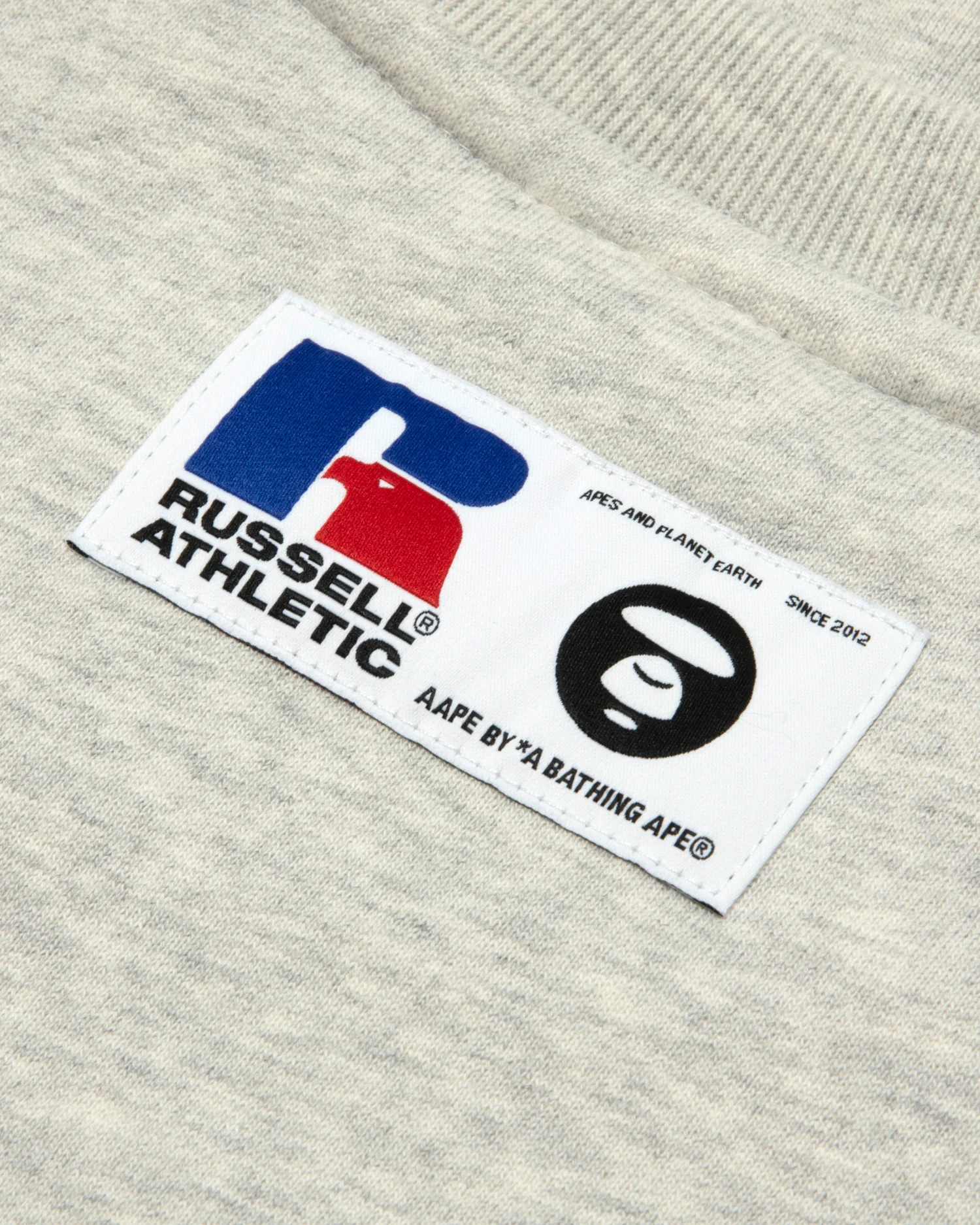 X Russell Athletic AAPEUNVS logo sweatshirt - Image 4