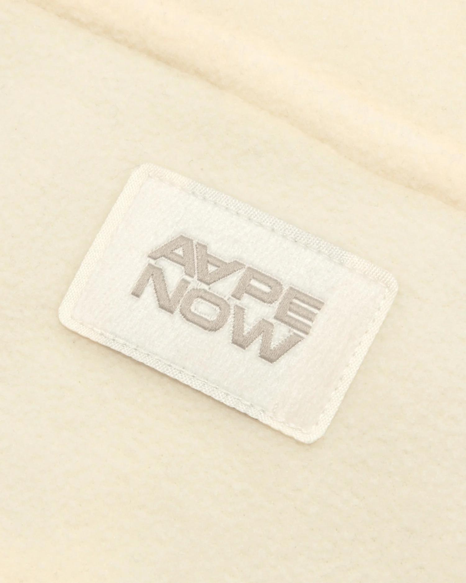AAPENOW moonface half-zip sweater - Image 8