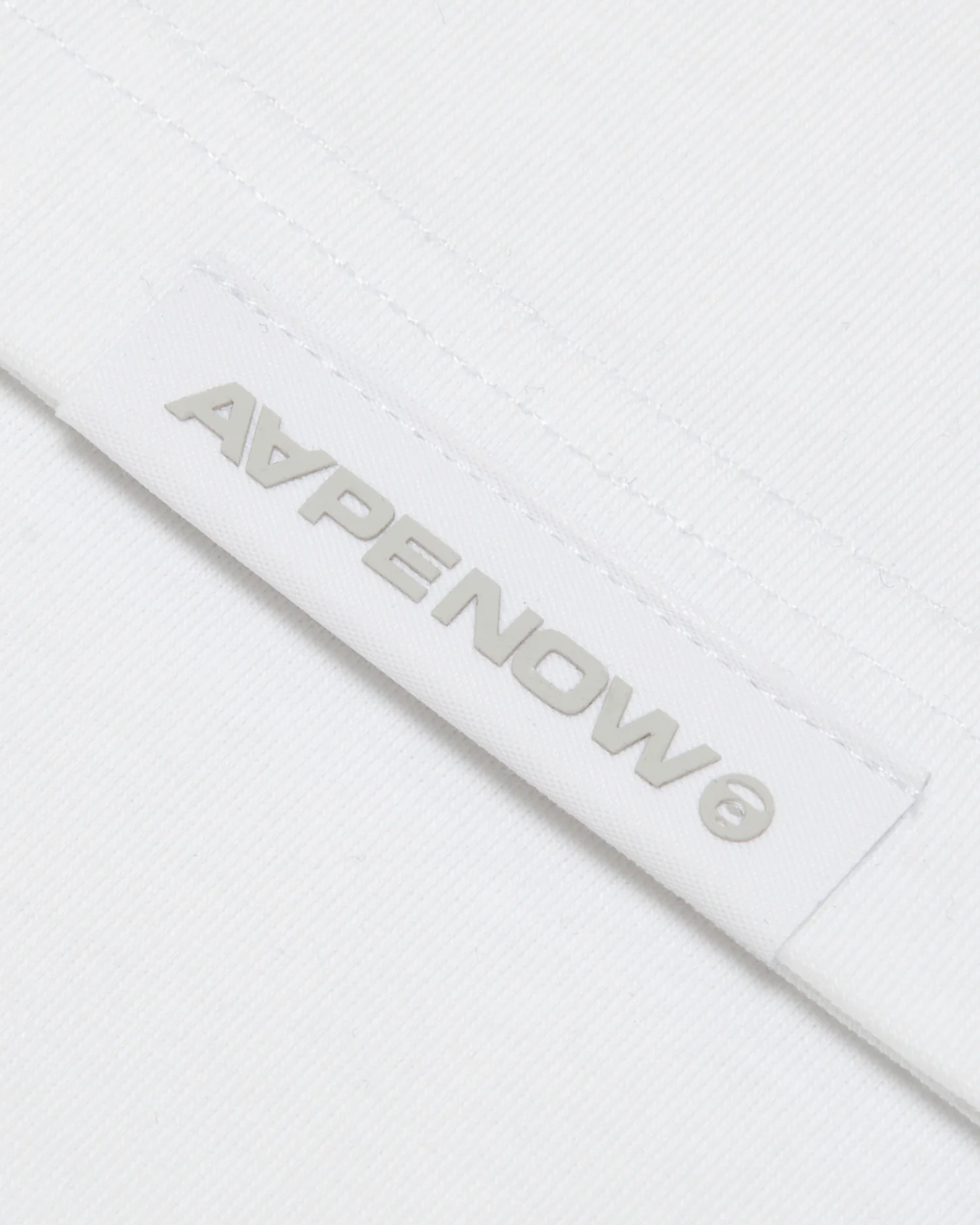 Moonface heart patch tee - Image 8