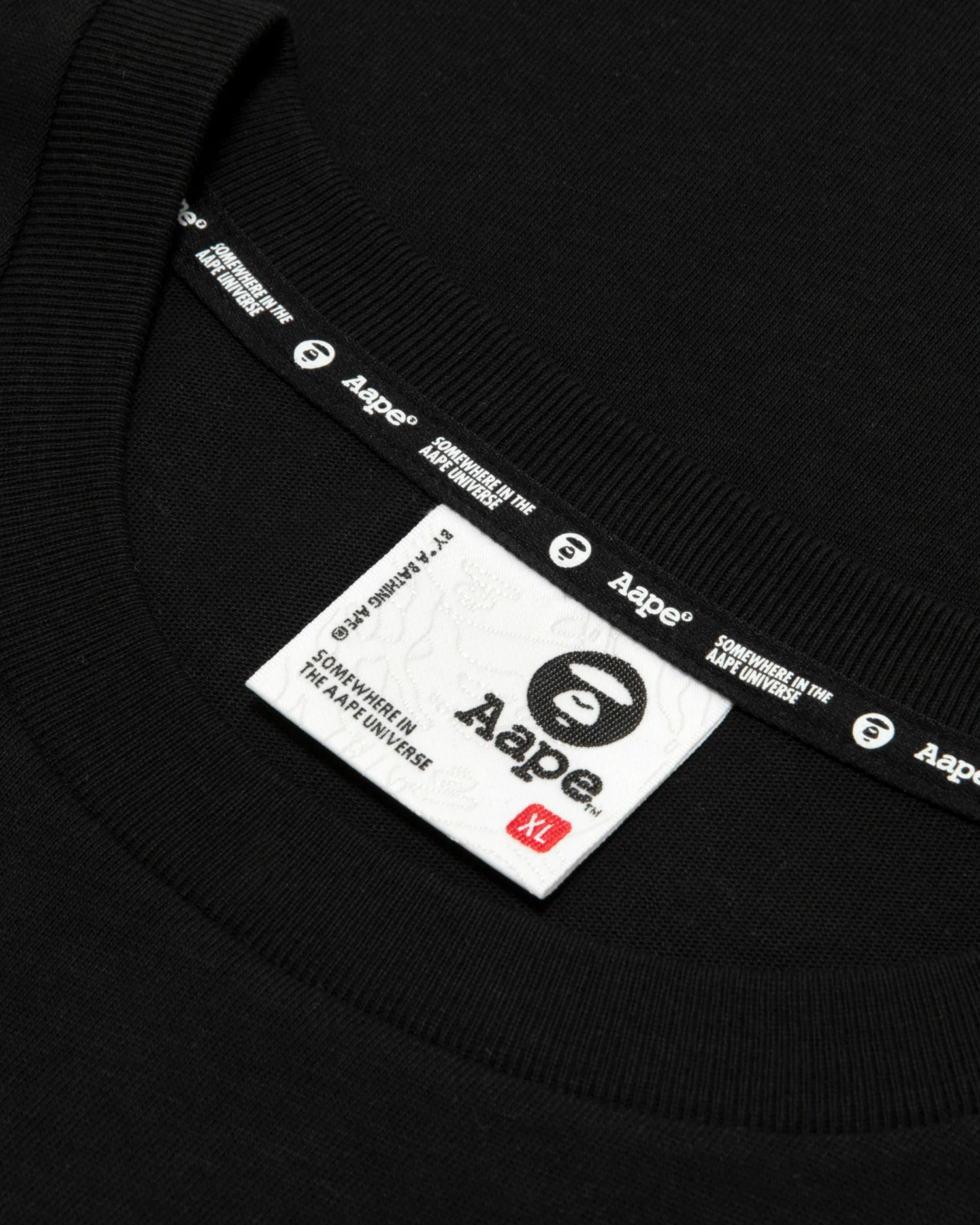 AAPEUNVS graphic tee - Image 5
