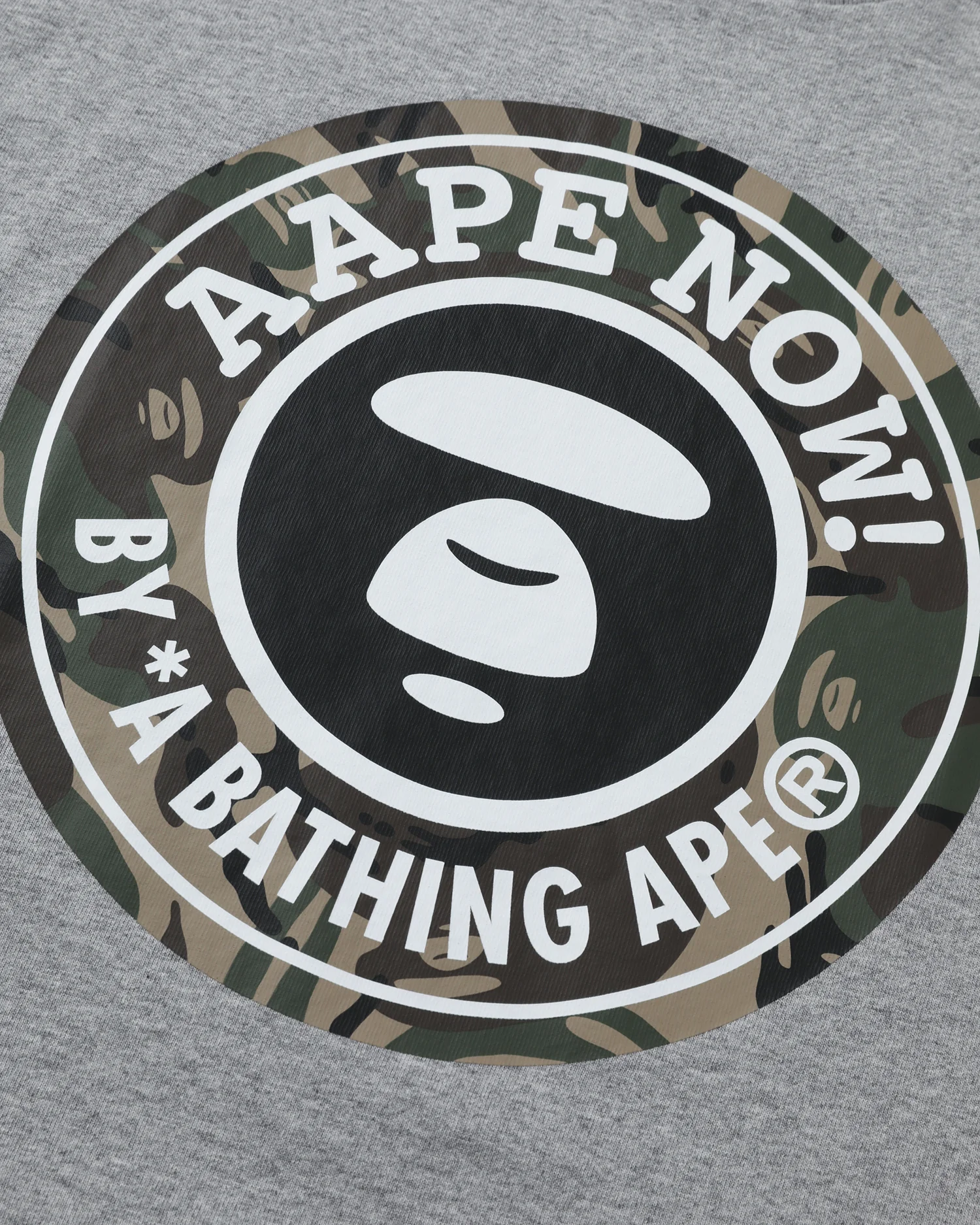 Camo Moonface emblem tee - Image 17