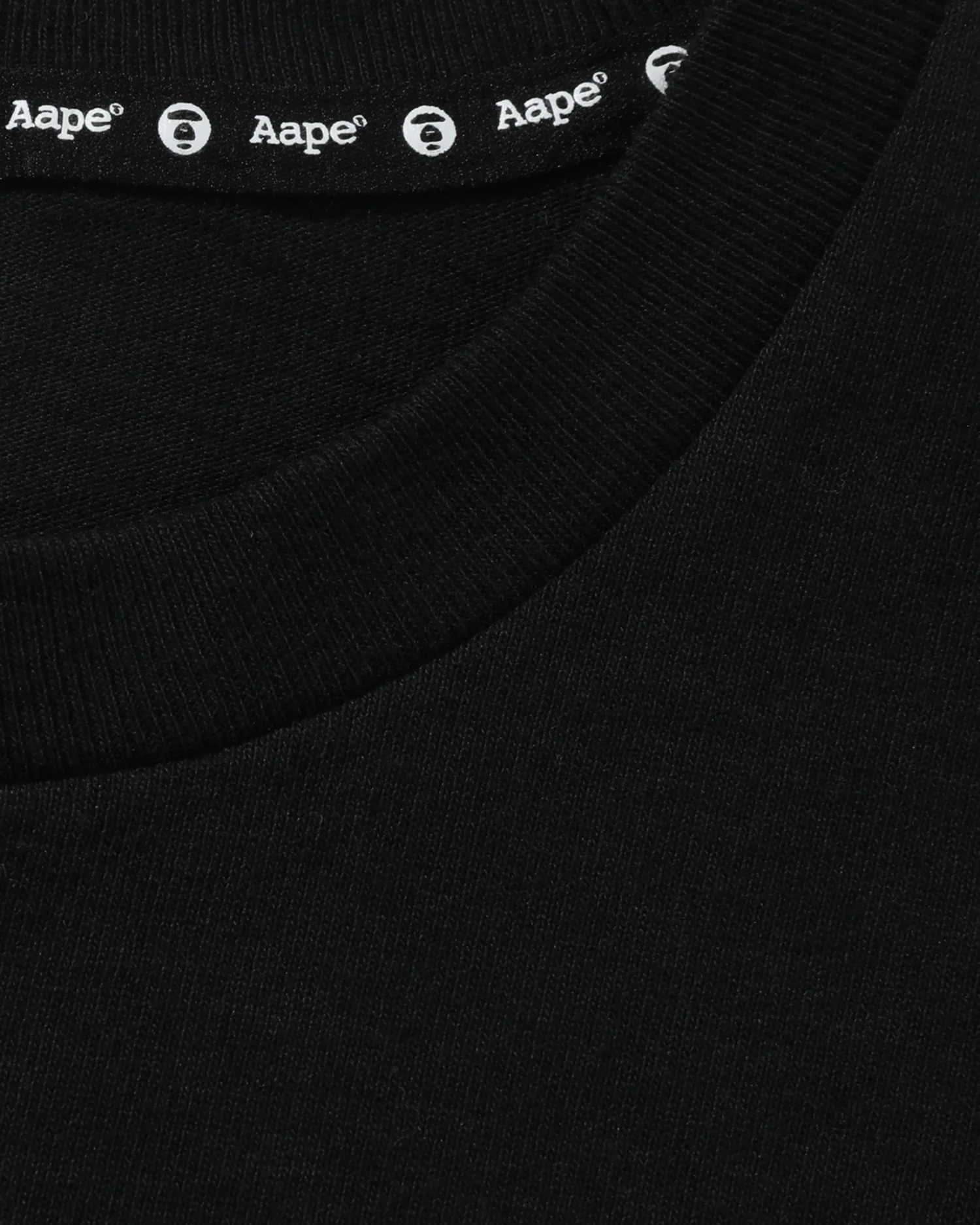 Camo Moonface emblem tee - Image 6