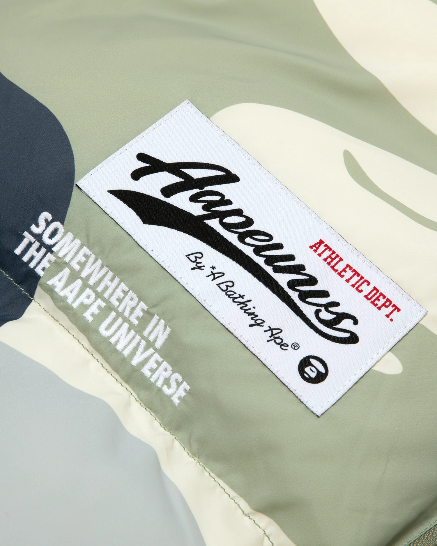 Moonface camo padded vest - Image 4